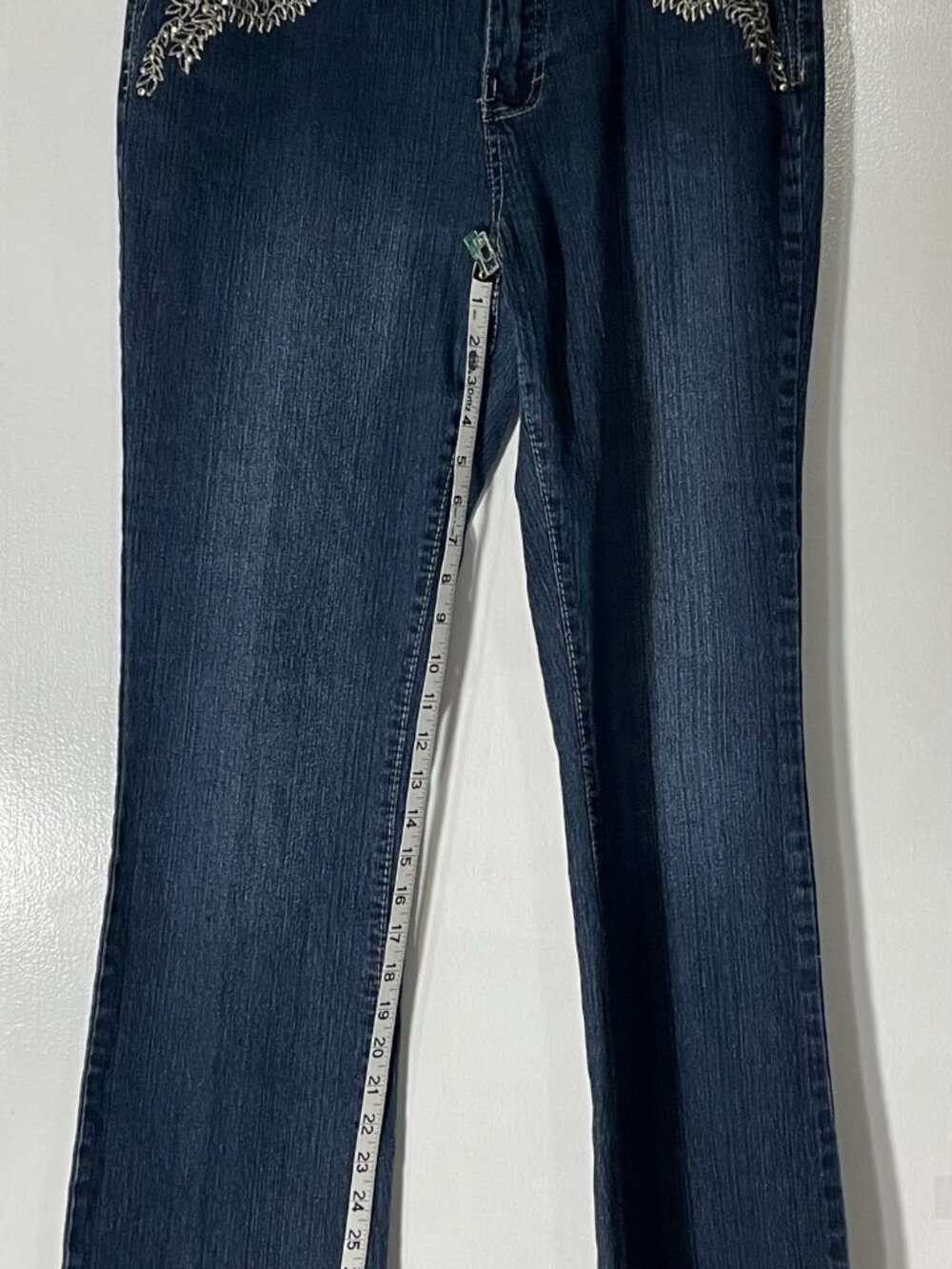 Roz & Ali Women’s Embroidered Beaded Jeans Size 10 Wide Leg Dark Wash Excellent - Picture 8 of 16